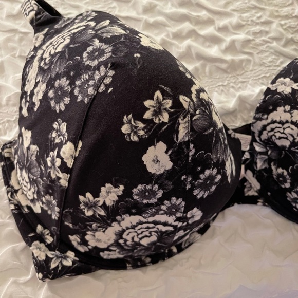 Cacique Underwire Bra - Picture 3 of 11